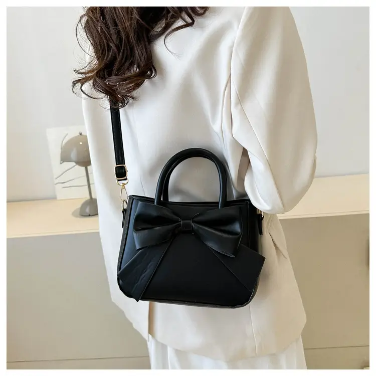 Black Bow Shoulder Messenger Bag for Women 2023 — feature 15