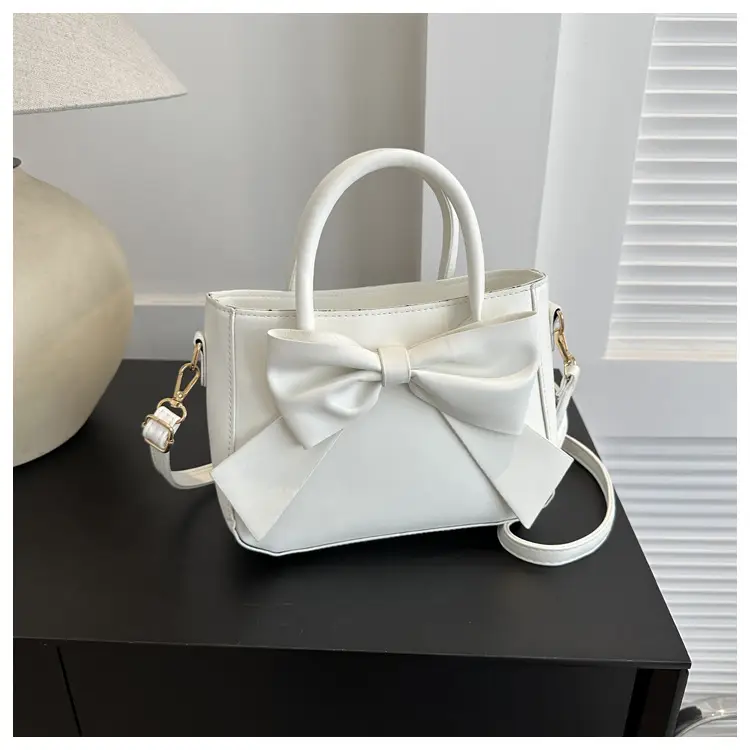 Black Bow Shoulder Messenger Bag for Women 2023 — feature 24
