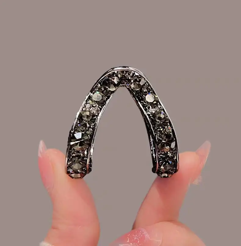 High Gloss Half Ball Hairpin with Large Rhinestone V-Shape — feature 1