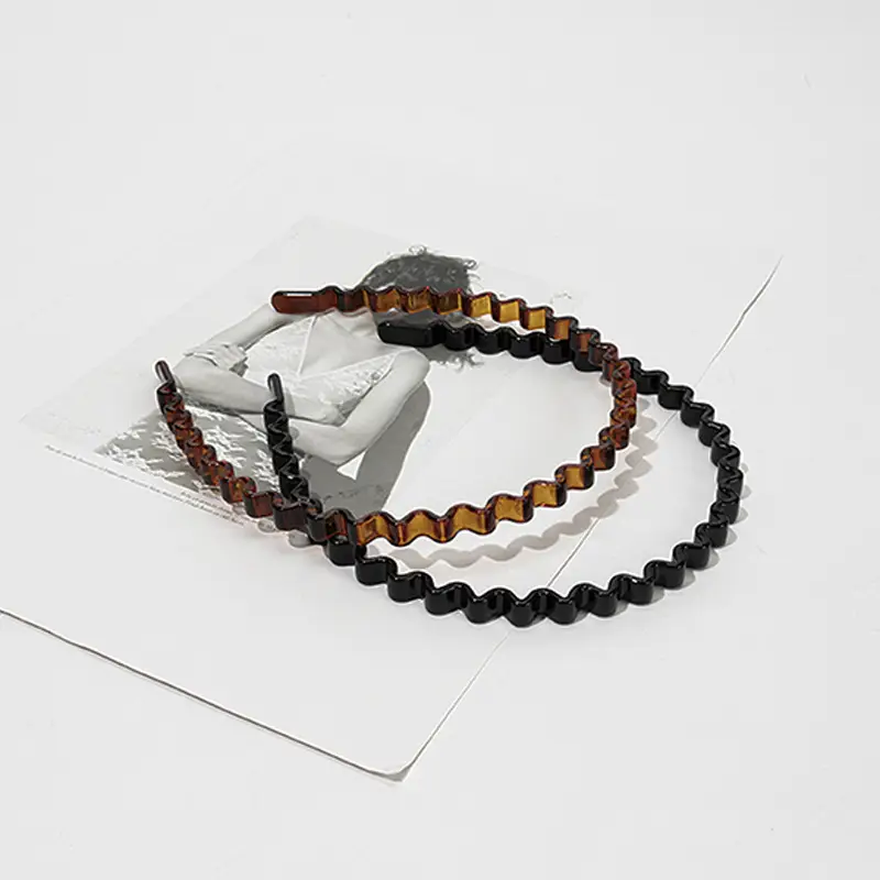 Black Wavy Hair Hoop for Women's Hairpin - Image 4