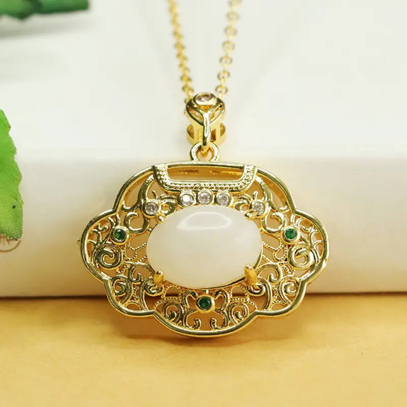 Aiyu Jade Pendant Necklace with Palace Design — feature 7
