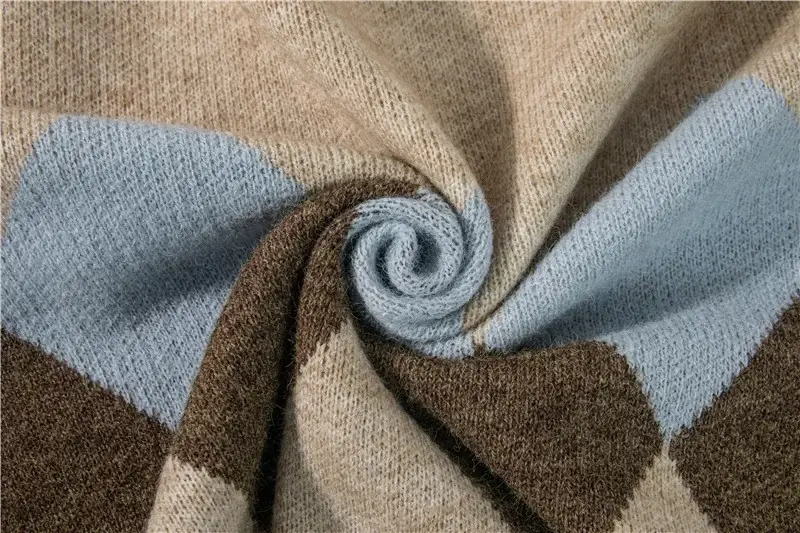 2025 V-Neck Knit Viscose Diamond Spalung Vest — feature 14