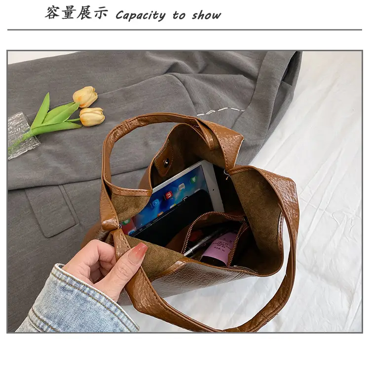 Women's 2023 Soft Leather Underarm Shoulder Bag — feature 13