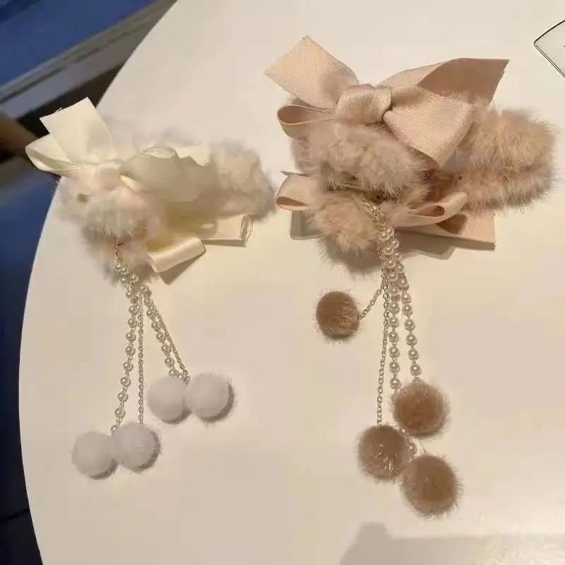 New plush flower hairpin with tassel and bear design — feature 13