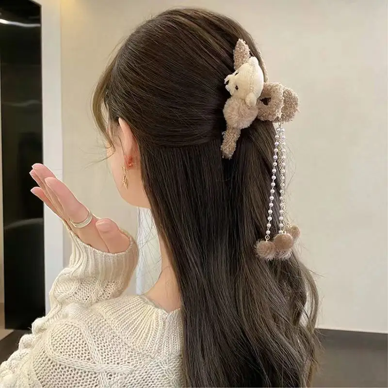 New plush flower hairpin with tassel and bear design — feature 8
