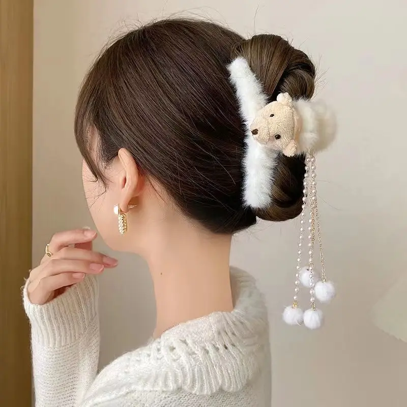 New plush flower hairpin with tassel and bear design — feature 9