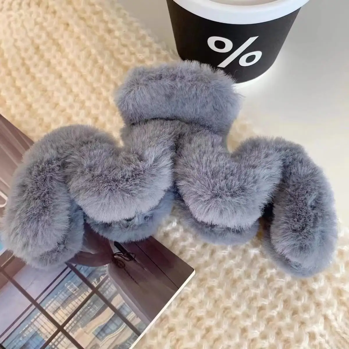 New plush flower hairpin with tassel and bear design - Image 9