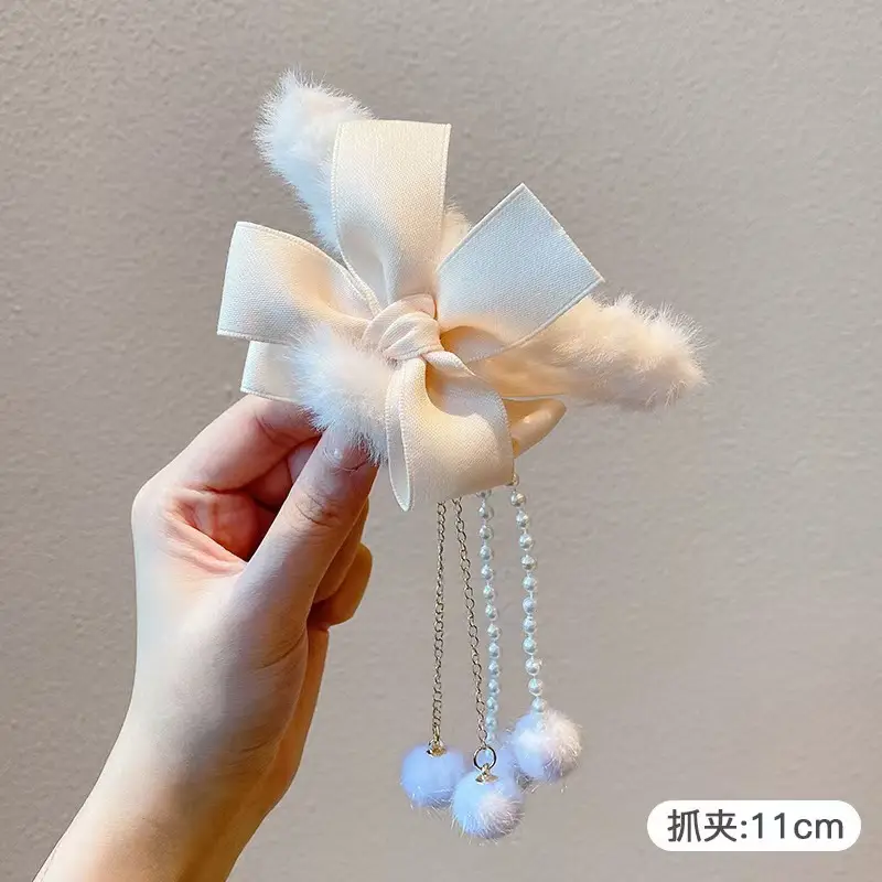 New plush flower hairpin with tassel and bear design - Image 3