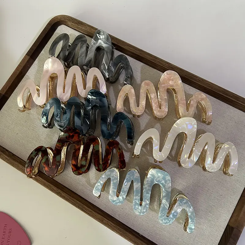 Elegant Pink Acetate Hair Clips for Women - Image 8