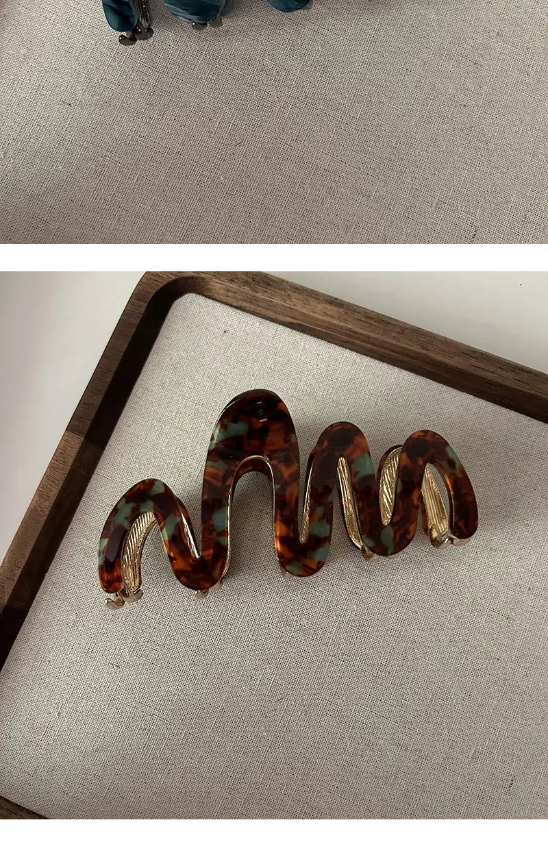 Elegant Pink Acetate Hair Clips for Women — feature 8