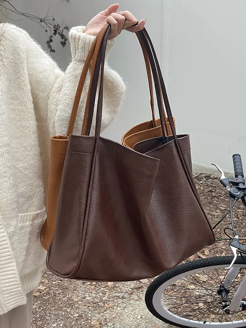 Brown Large Capacity Leather Tote Bag for Women — feature 1