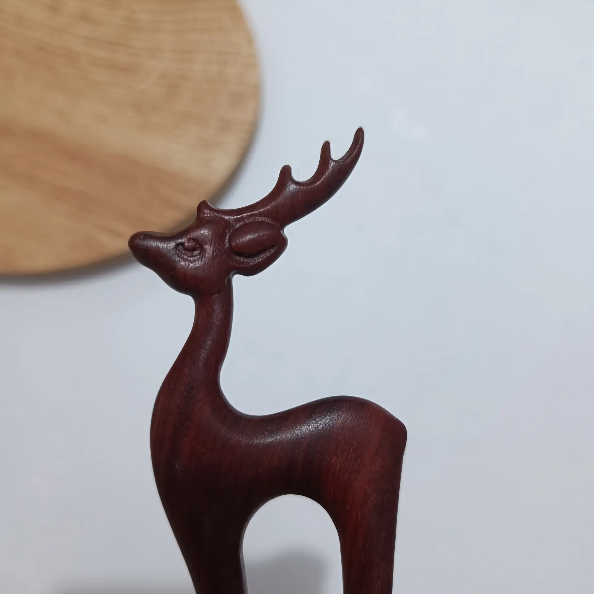 Retro Red Sandalwood Deer Hairpin Updo - Image 4