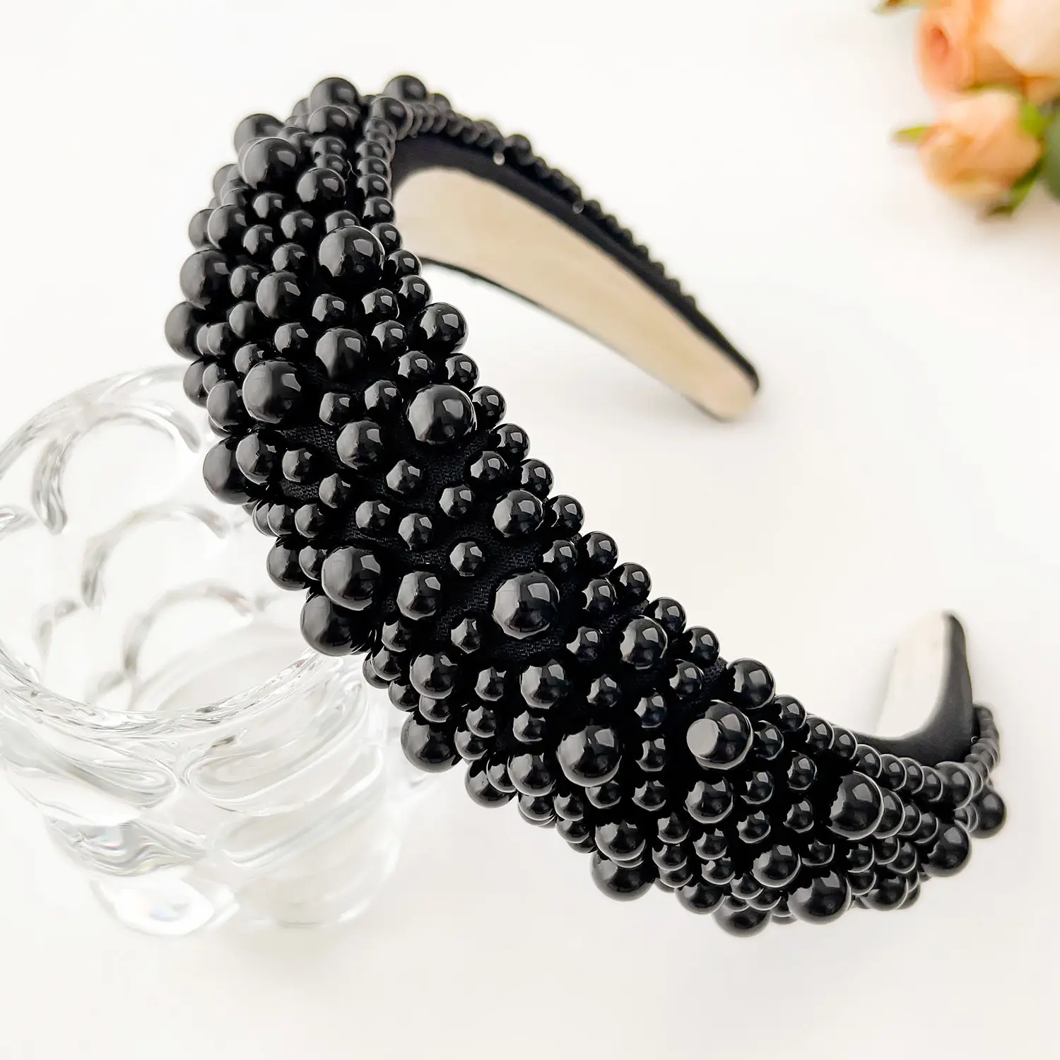 Pink Pearl Skull Top Hairpin with Wide Edge Design — feature 9
