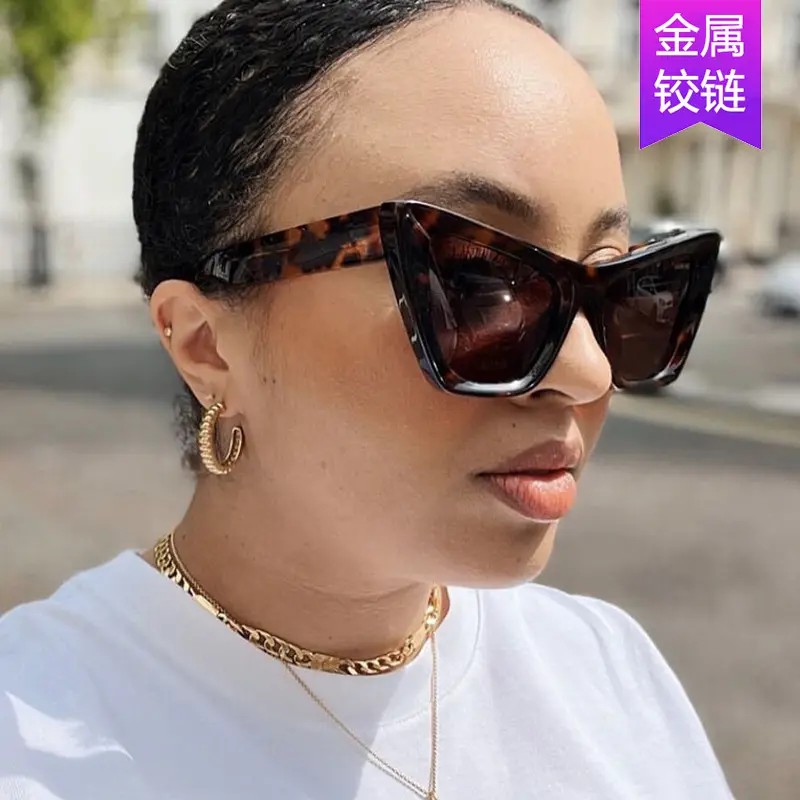 2023 New Fashion Cat-Eye Sunglasses for Women Black Gradient - Image 6