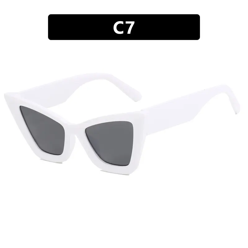 2023 New Fashion Cat-Eye Sunglasses for Women Black Gradient - Image 4