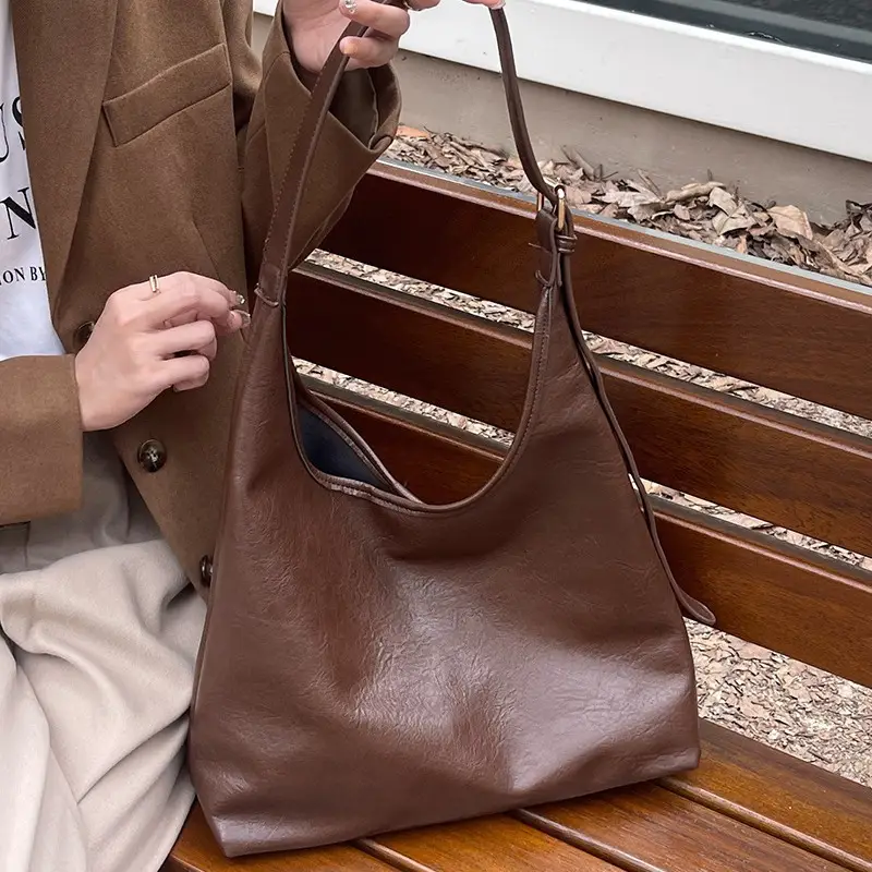 Large Capacity Leather Shoulder Bag for Women Brown - Image 4