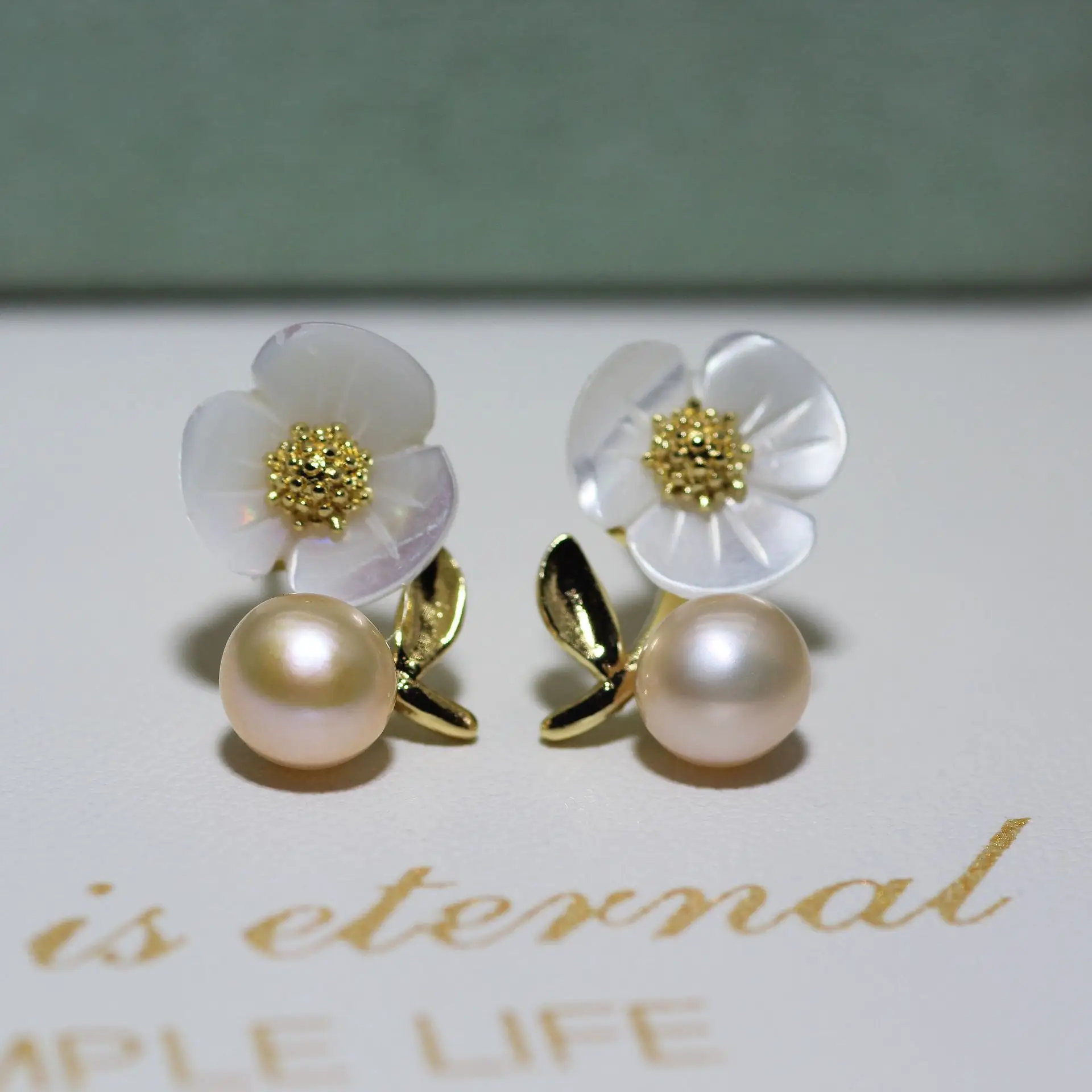 S925 Sterling Silver Plum Blossom Tulip Pearl Earrings — feature 11