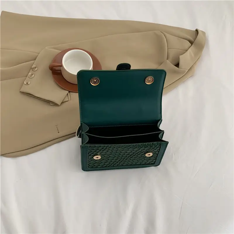 Women Textured Woven Shoulder Bags 2023 Autumn Winter - Image 7