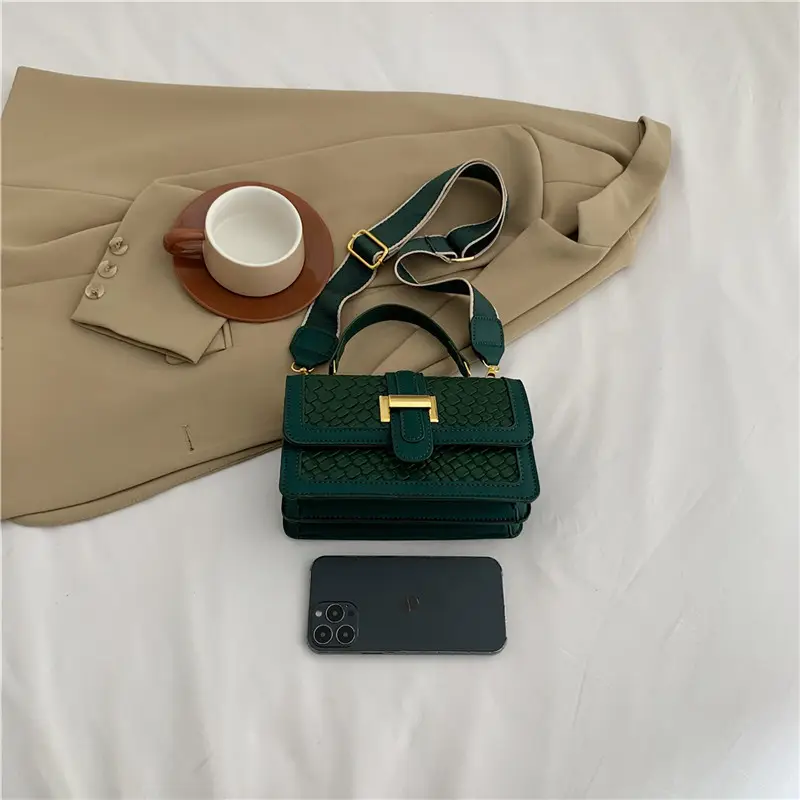 Women Textured Woven Shoulder Bags 2023 Autumn Winter - Image 8