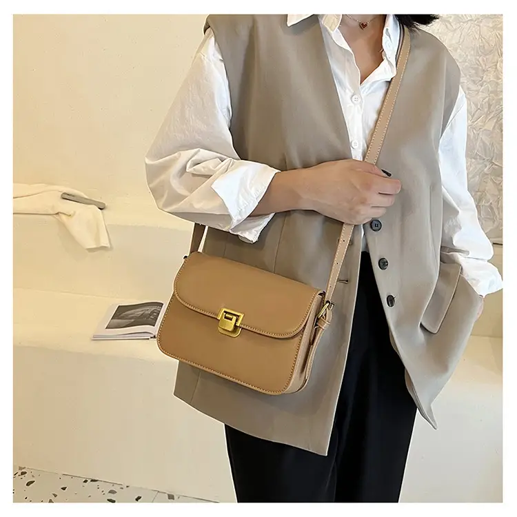 Women's Tan Leather Crossbody Bag 2025 New — feature 10