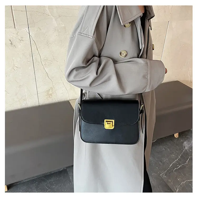 Women's Tan Leather Crossbody Bag 2025 New — feature 24