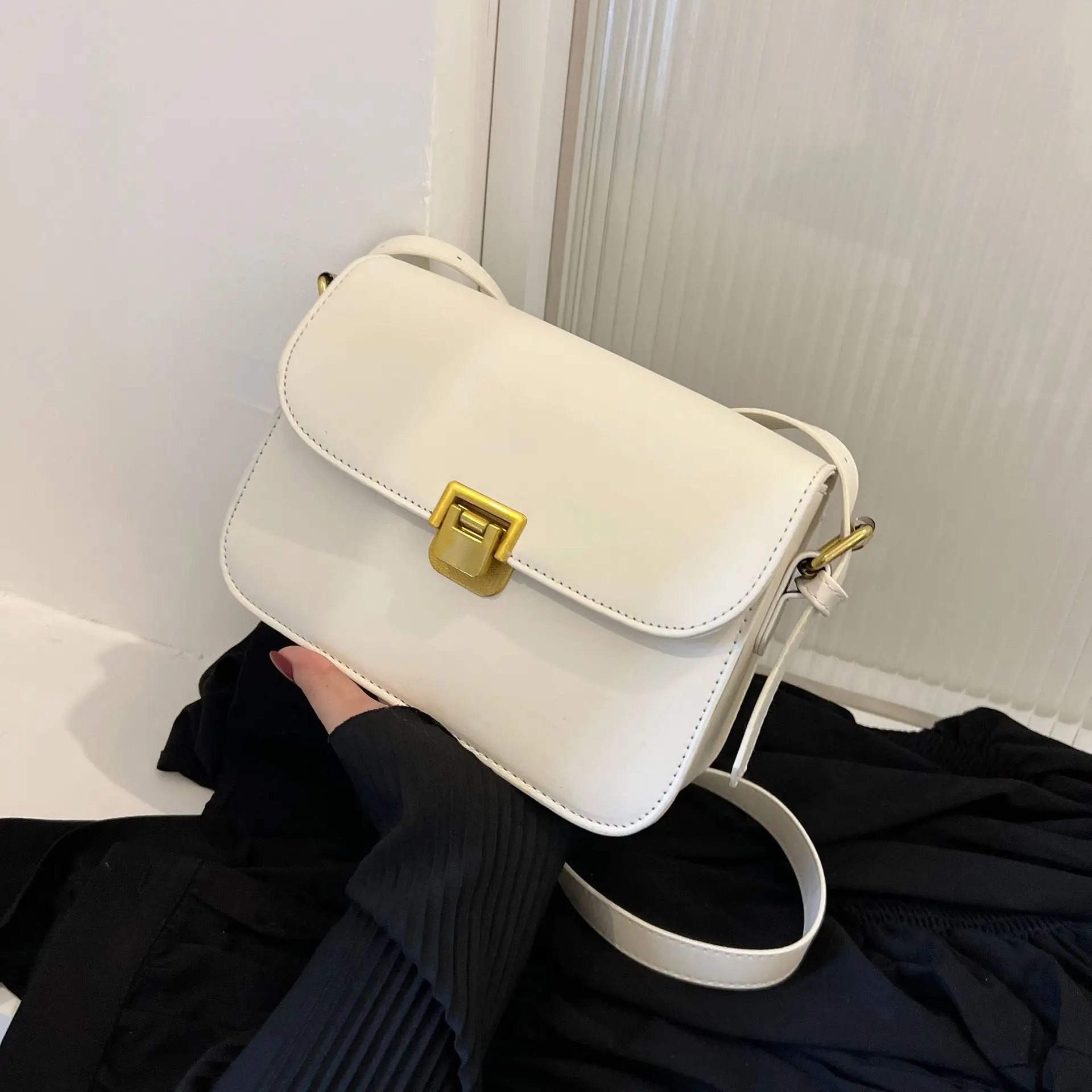 Women's Tan Leather Crossbody Bag 2025 New - Image 5