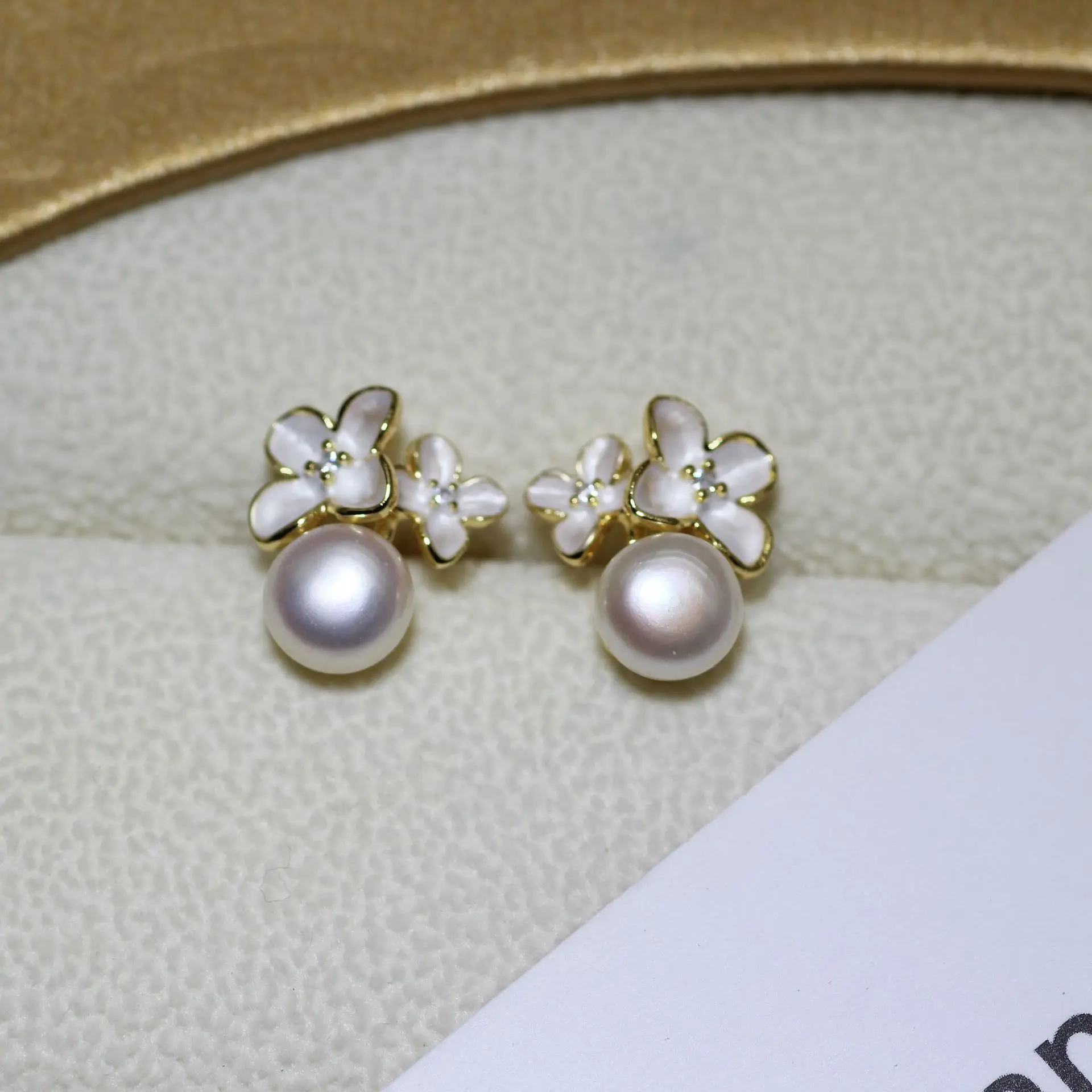 Flower Pearl Earrings Drop Oil Size Gold Plated — feature 2