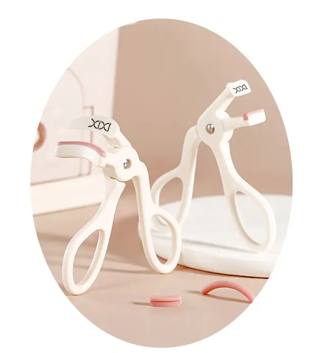 Xixi One-Clip Eyelash Curler Wide Angle Partial Model — feature 16