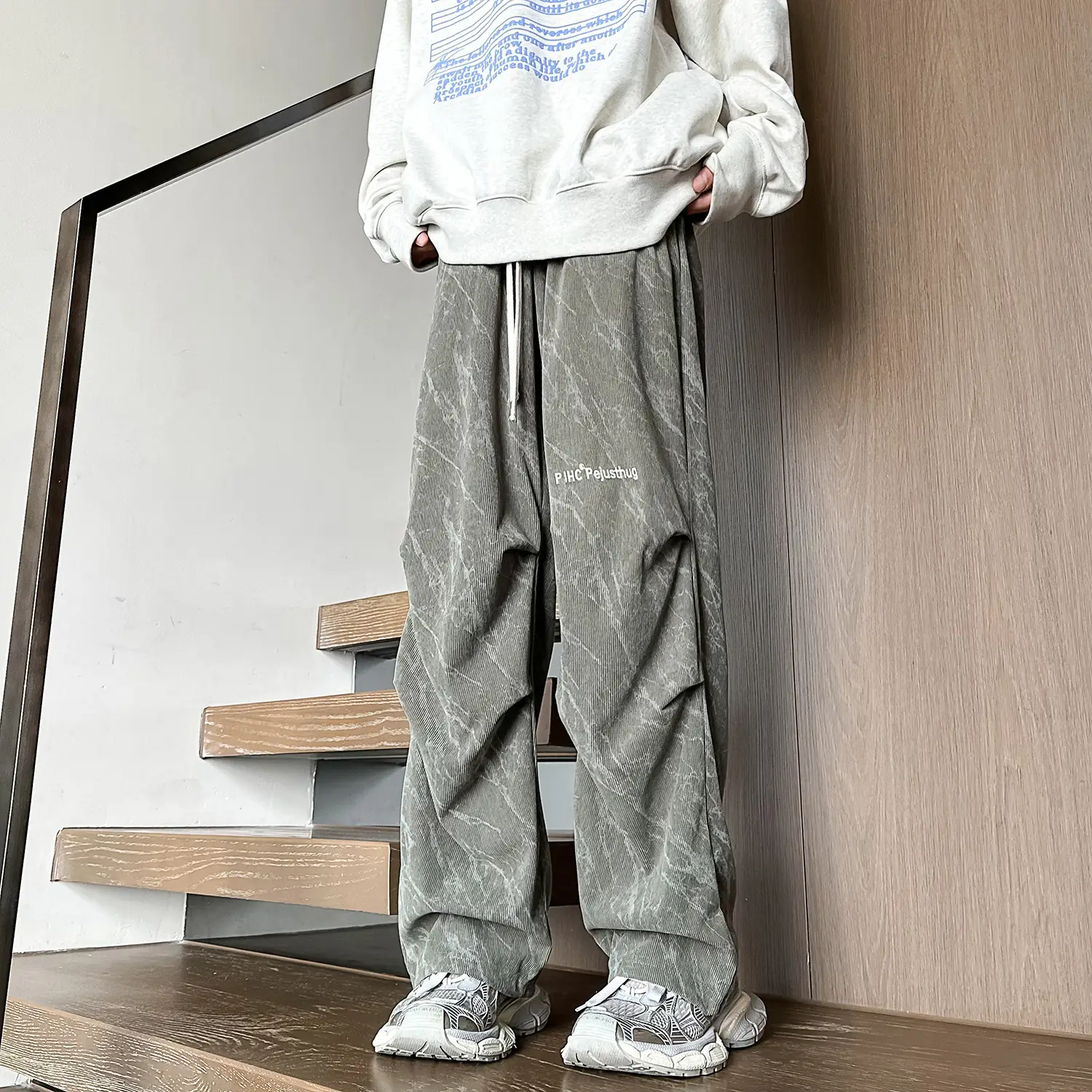 Men Fleece Lined Grey Wide Leg Pants - Image 3