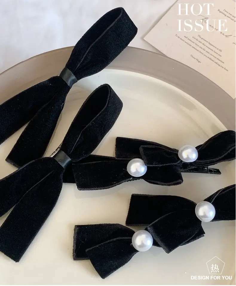 Black Velvet Pearl Bow Hairpin for Women — feature 3