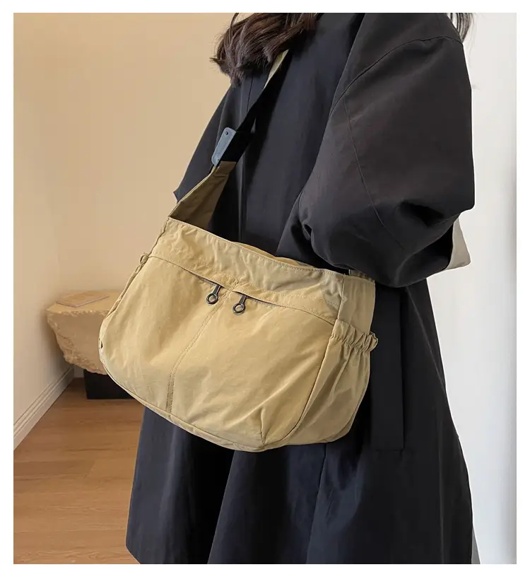 Waterproof Nylon Messenger Bag Olive Green Large Capacity — feature 1