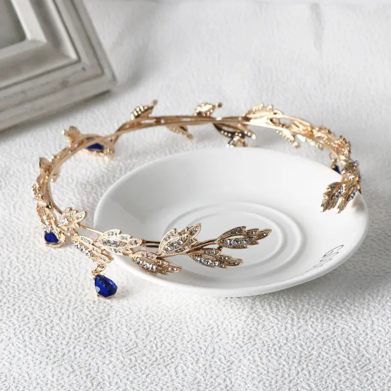 Korean Bridal Hair Crown with Emerald Crystals — feature 7