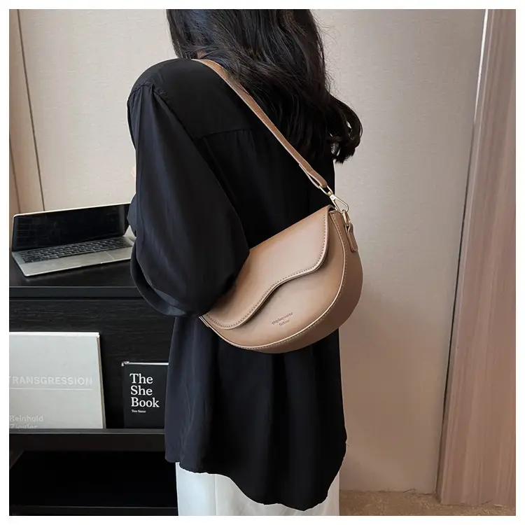 Black Crossbody Bag for Women 2023 — feature 12