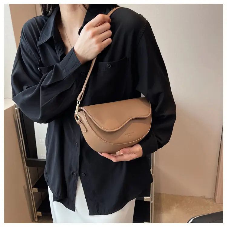 Black Crossbody Bag for Women 2023 — feature 23