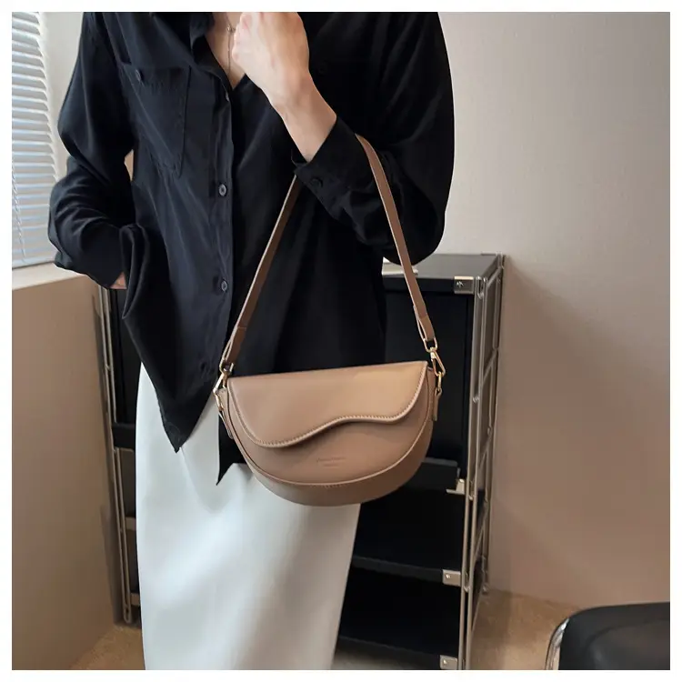 Black Crossbody Bag for Women 2023 — feature 24