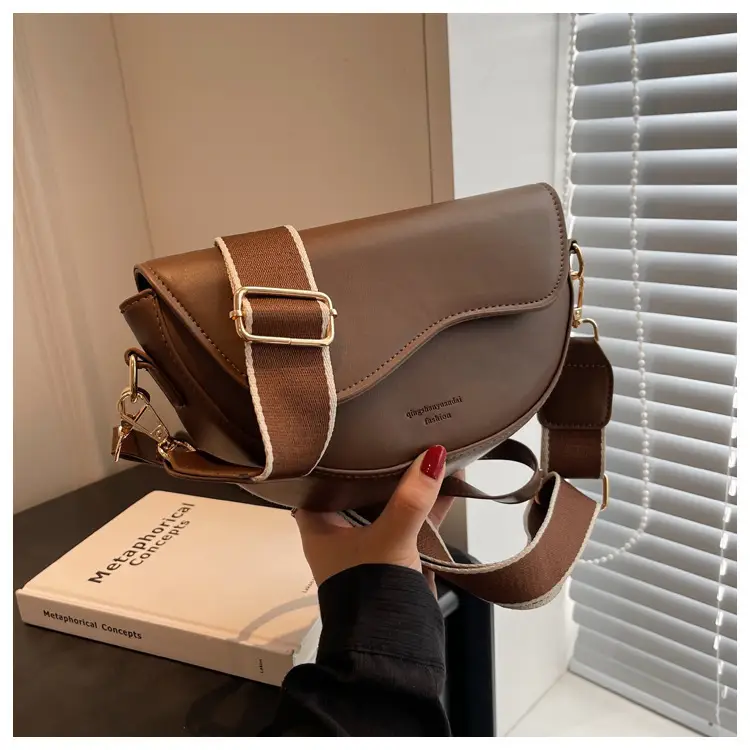 Black Crossbody Bag for Women 2023 — feature 34
