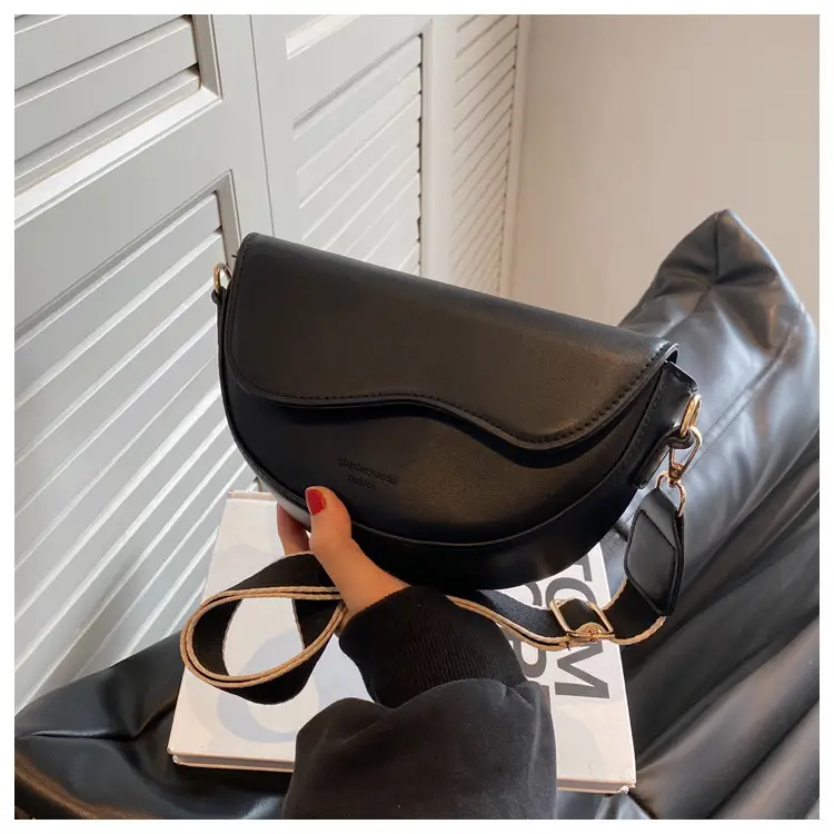 Black Crossbody Bag for Women 2023 — feature 37