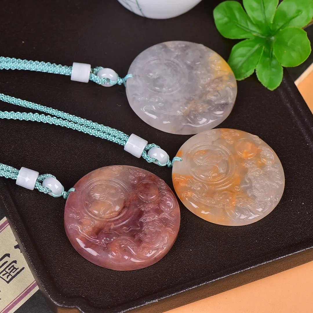 Exquisite Gold & Jade Dragon Pendant Necklace — feature 7
