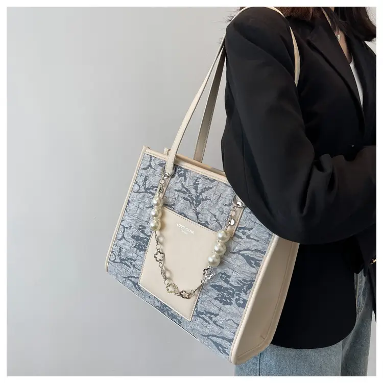 Pearl Chain Shoulder Bag for Women with Pearl Embroidery — feature 10