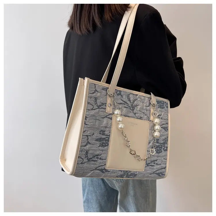 Pearl Chain Shoulder Bag for Women with Pearl Embroidery — feature 13