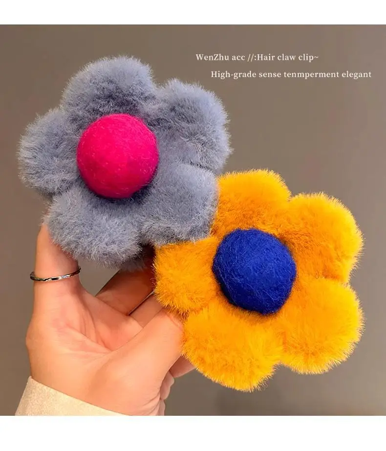 Fluffy Brown Flower Hair Clip for Women — feature 6