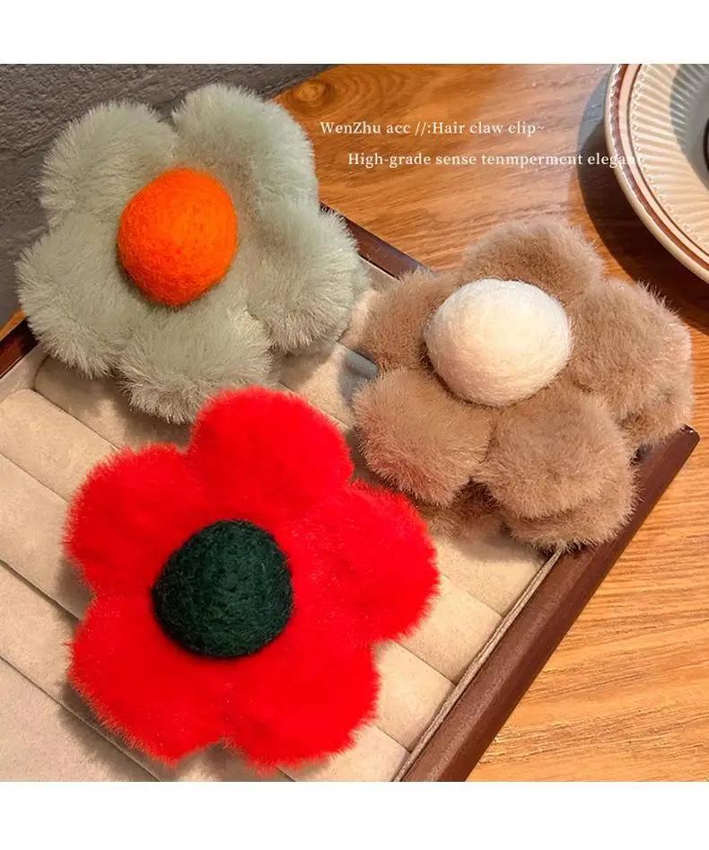 Fluffy Brown Flower Hair Clip for Women — feature 8