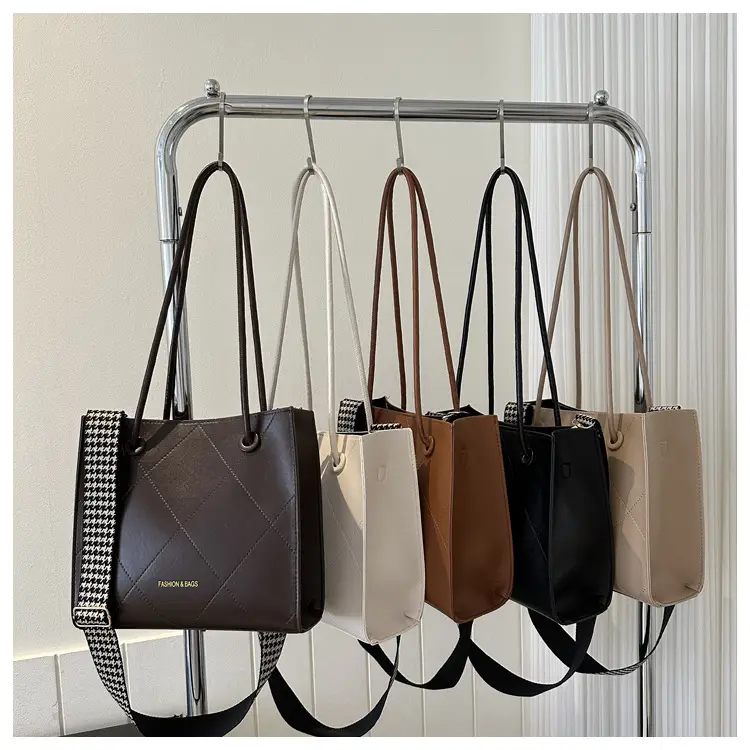 Black Quilted Tote Bag for Women 2023 Winter — feature 20