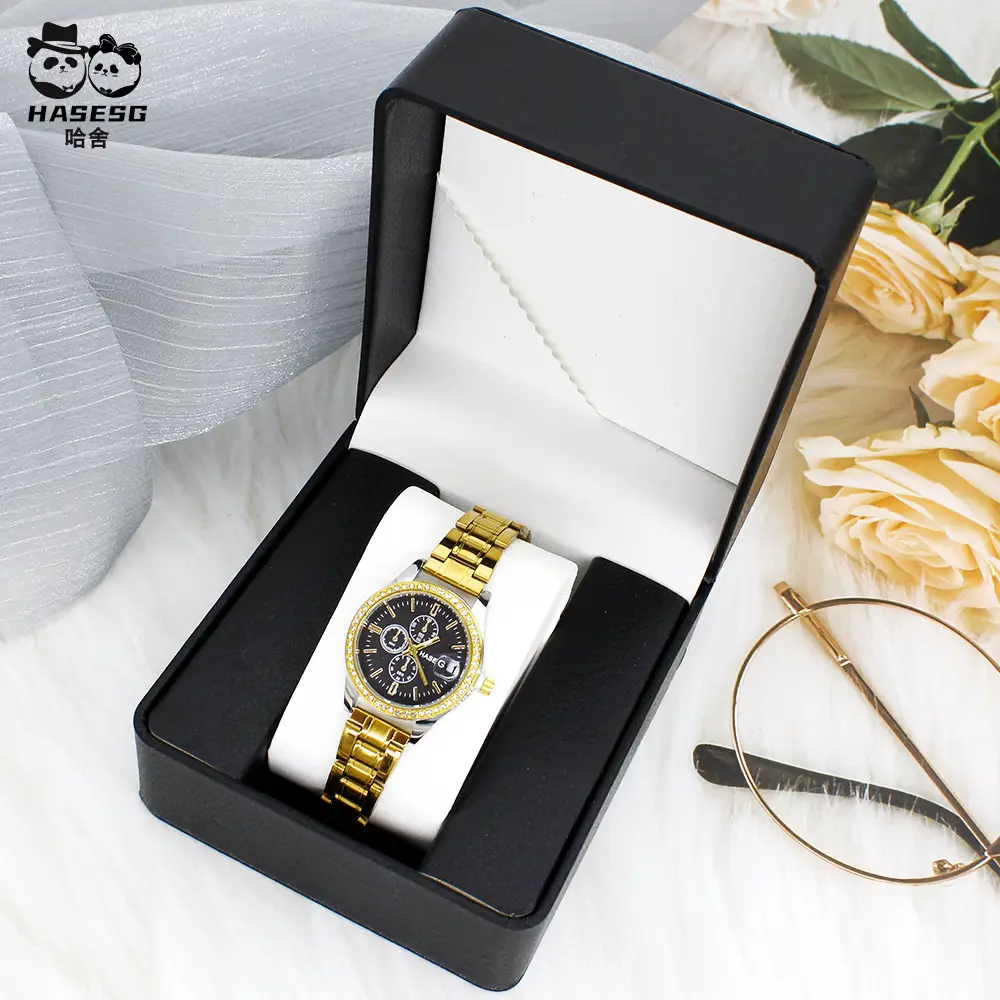Women's Green Diamond Watch with Gold Strap - Image 11