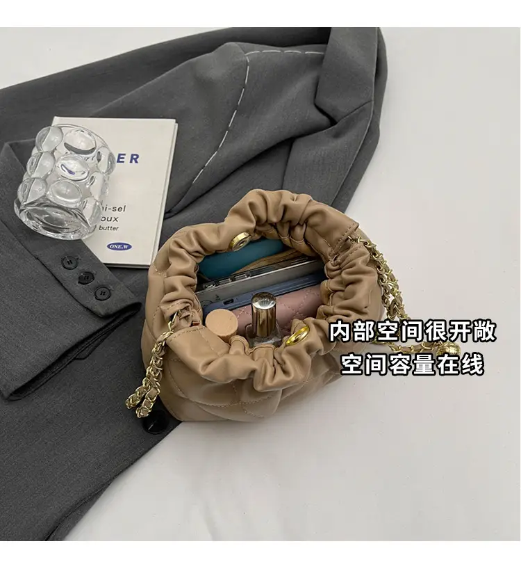 Women Chain Bag Autumn Winter 2026 Niche Design — feature 17