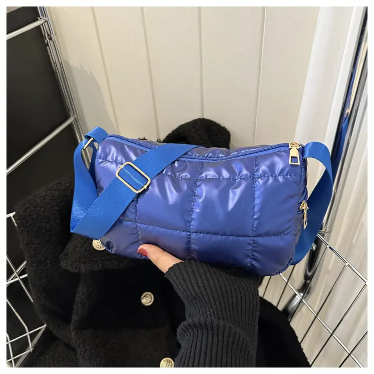 Black Quilted Shoulder Bag for Women 2023 Winter — feature 20