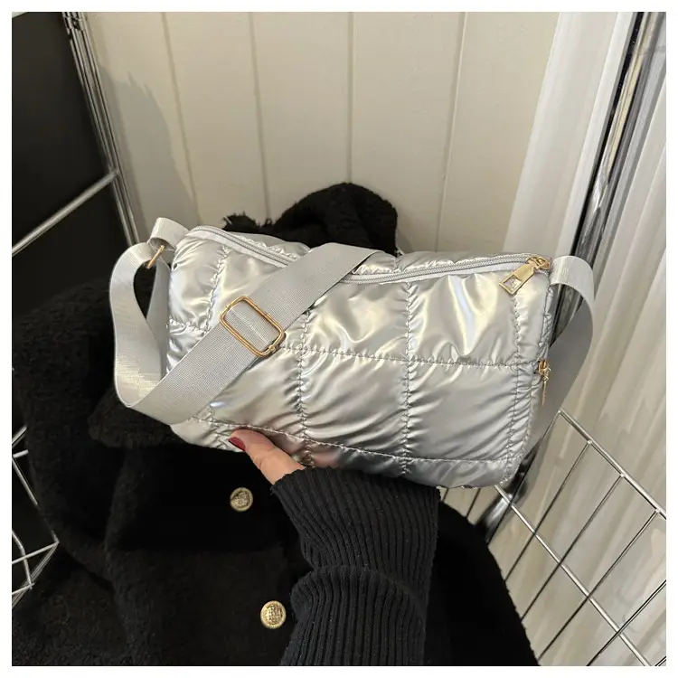 Black Quilted Shoulder Bag for Women 2023 Winter — feature 23