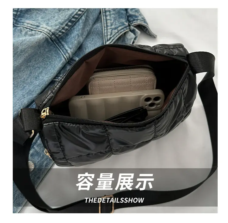 Black Quilted Shoulder Bag for Women 2023 Winter — feature 6