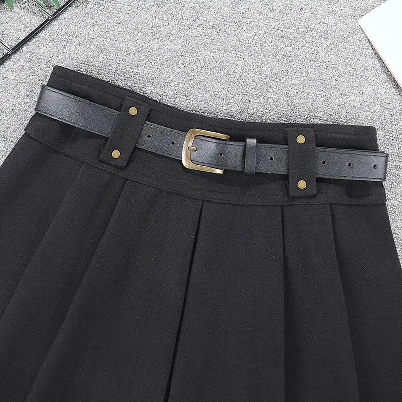 Maillard Woolen Pleated Skirt with Belt — feature 5