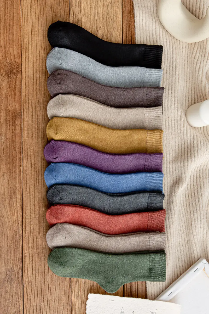 Autumn and winter socks men's mid-length socks trendy all-match basketball sports deodorant men's socks factory wholesale